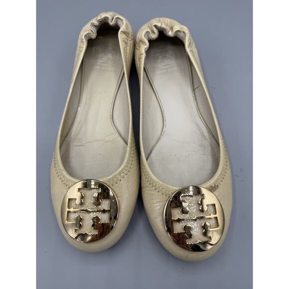 Tory Burch Reva Ballet Flats Ivory Patent Leather Gold Logo Womens 7 - Picture 6 of 6